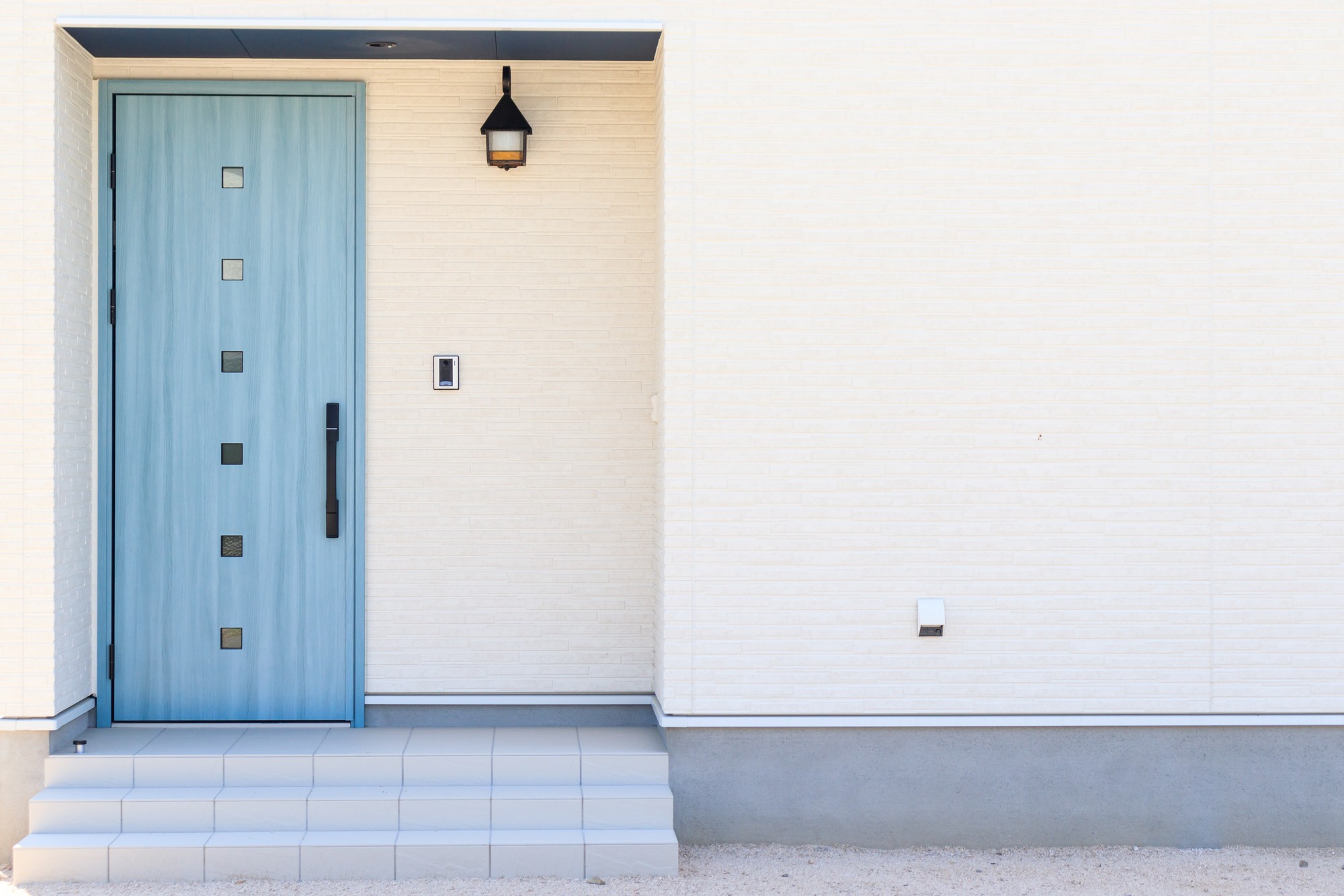 玄関がおしゃれな外観に仕上げるコツ＆実例まとめ