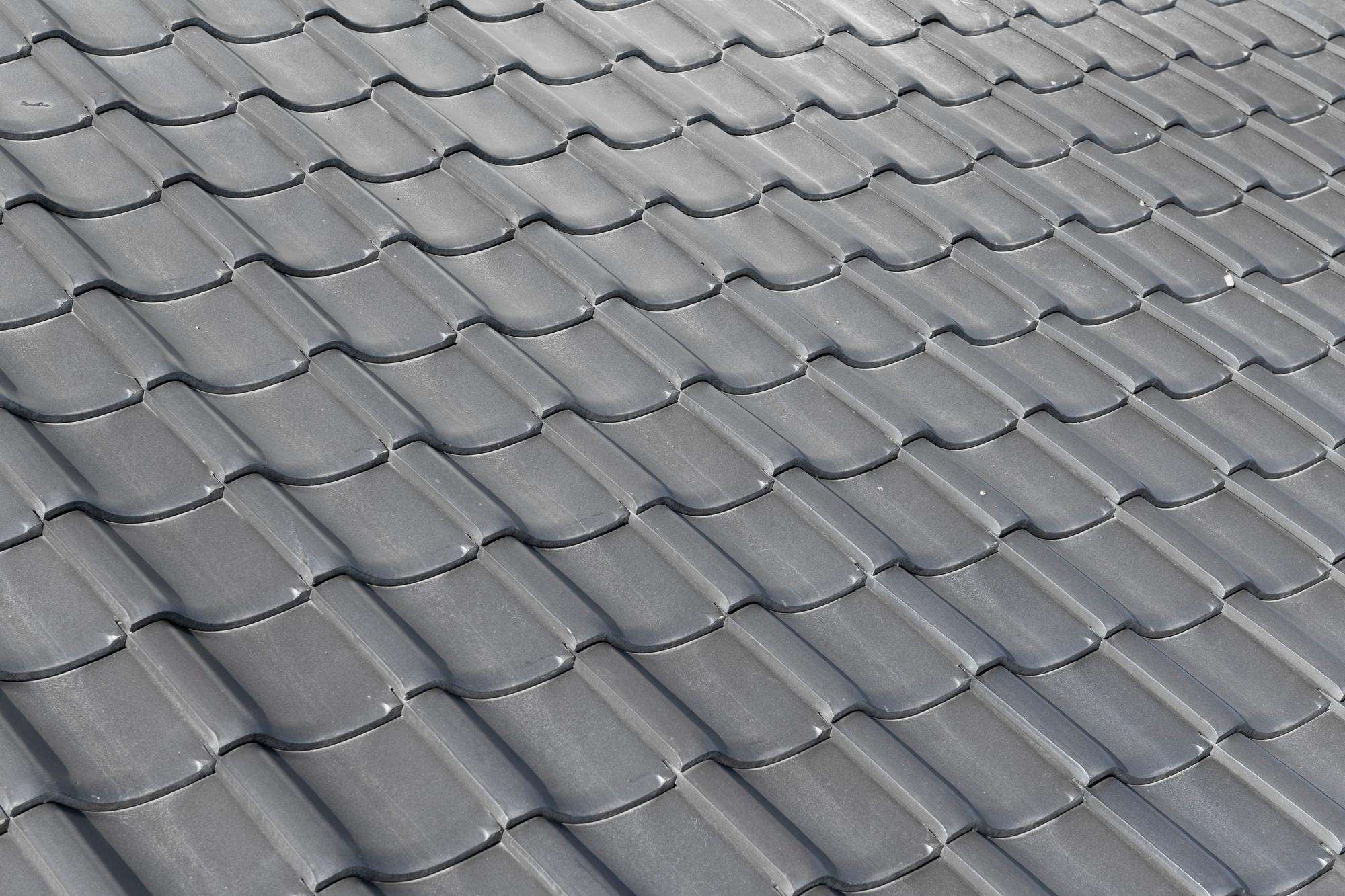 屋根のメンテナンス時期と耐用年数【屋根材別】